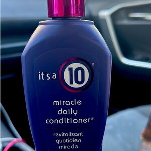 It’s a 10 brand new never opened!!